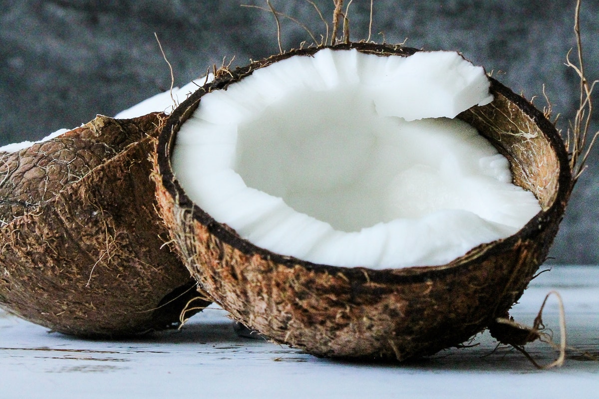 5-incredible-benefits-of-coconut-water-for-hair-to-consider-blissmark