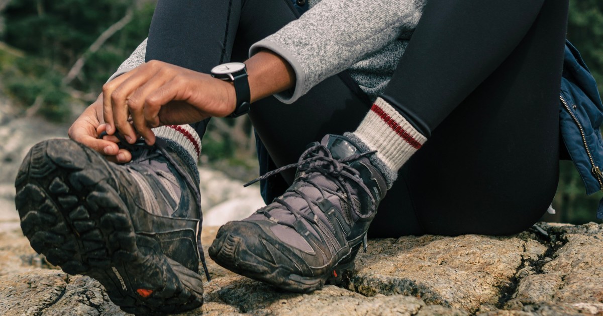 These are the best non-wool hiking socks for women | BlissMark